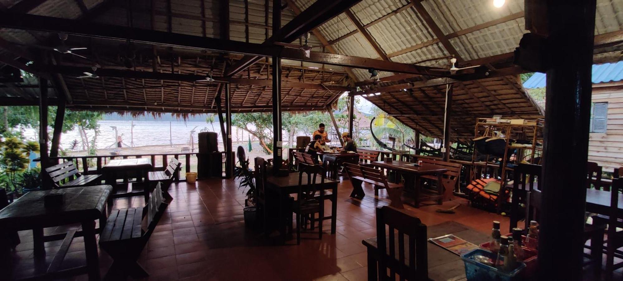 Lodge Mangrove
